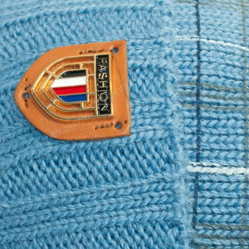 Вязаная шапка на завязках и хомут Вязаная шапка на завязках и хомут