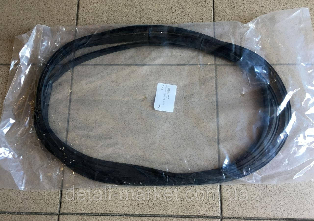 Уплотнитель лобового стекла Ланос OE: продажа, цена, Запчасти салона и ...