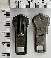 Бегунок метал тип8 фирма YKK з.никель уп=25шт