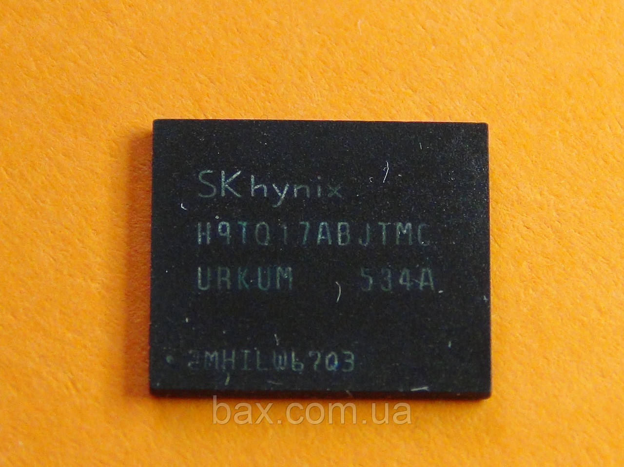 Мікросхема пам'яті Hynix H9TQ17ABJTMC URKUM Опис