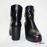 Жіночі черевики зимові з натуральної шкіри чорного кольору на підборах «Style Shoes», фото 3