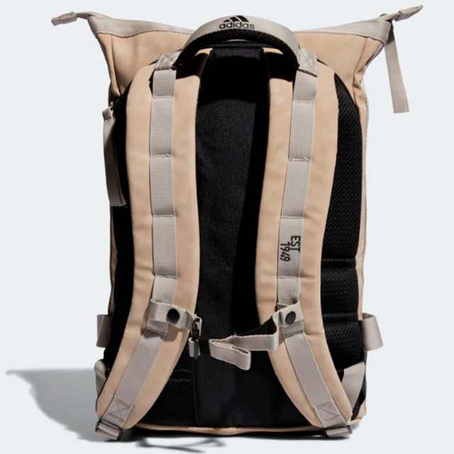 Рюкзак Adidas Iconic Premium Backpack Рюкзак Adidas Iconic Premium Backpack