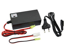 Mikroprocesorowa ładowarka do akumulatorów NIMH o napięciu 6-12V [8FIELDS] (для страйкболу)