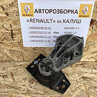 Подушка двівуна верхня 1.5 dci Renault Laguna 3 07-15р. (Опора двигуна Рено Лагуна) 112100003R