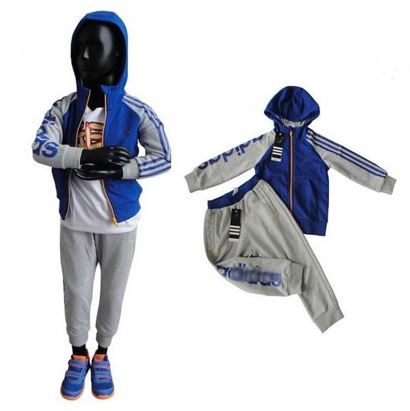 Спортивний костюм Adidas для хлопчика. 90 см