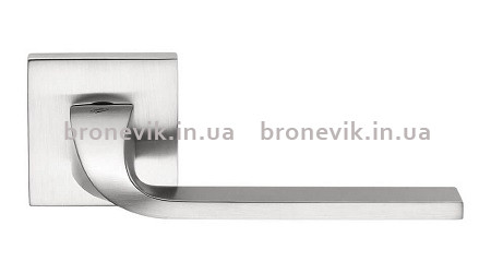 Дверна ручка Colombo Design ISY BL11 RSB матовий хром
