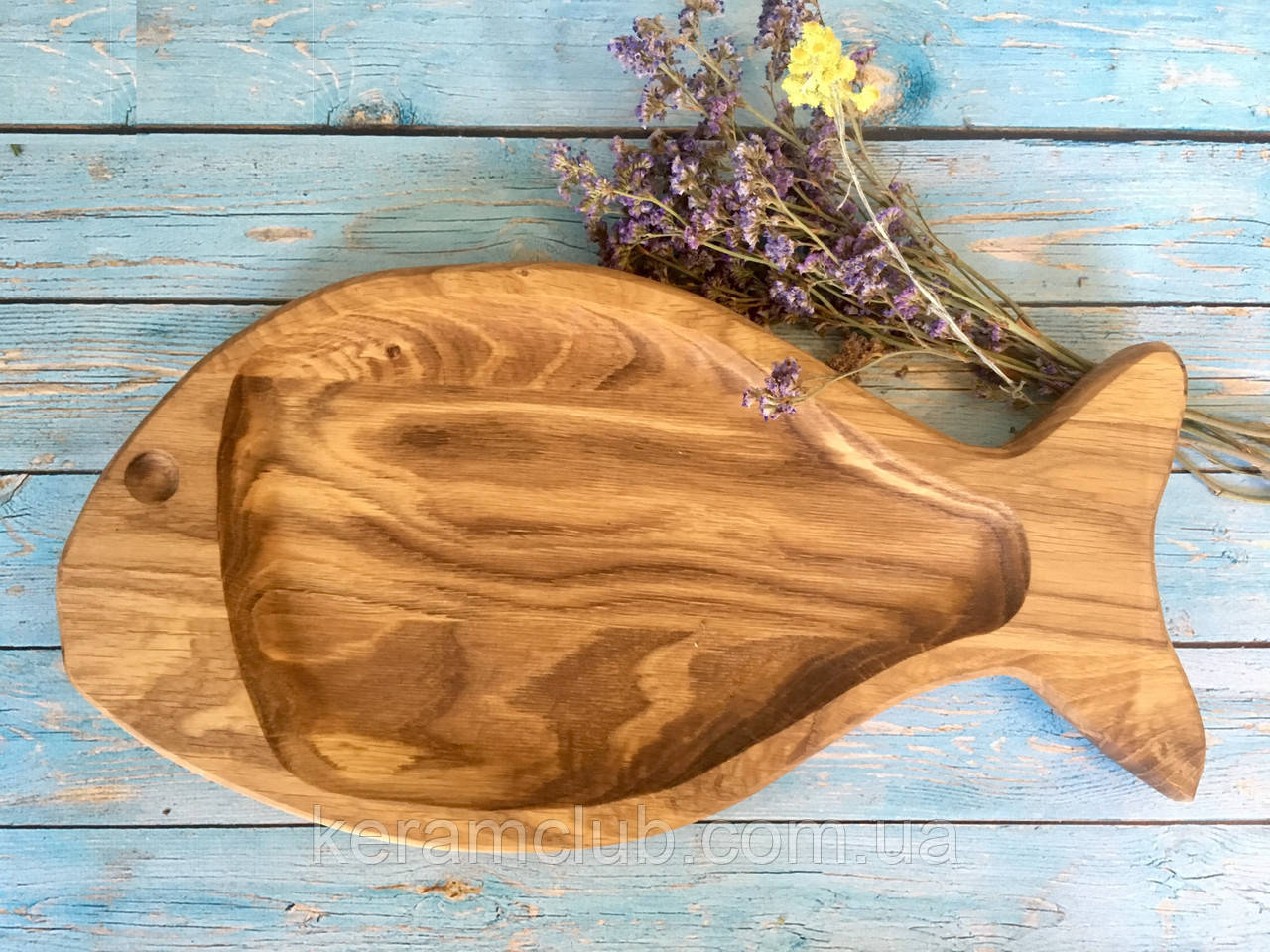 Дерев'яна дошка Керамклуб у формі рибки 40 см