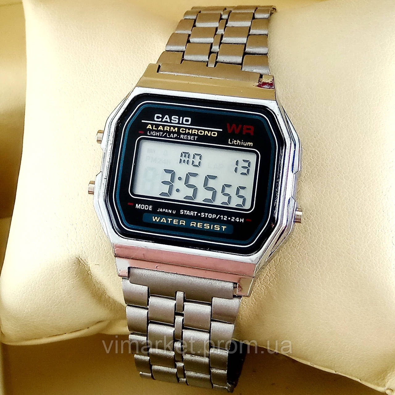 Легендарні чоловічі кварцові (електронні) наручний годинник Casio A159W Old School Design, сріблястого кольору