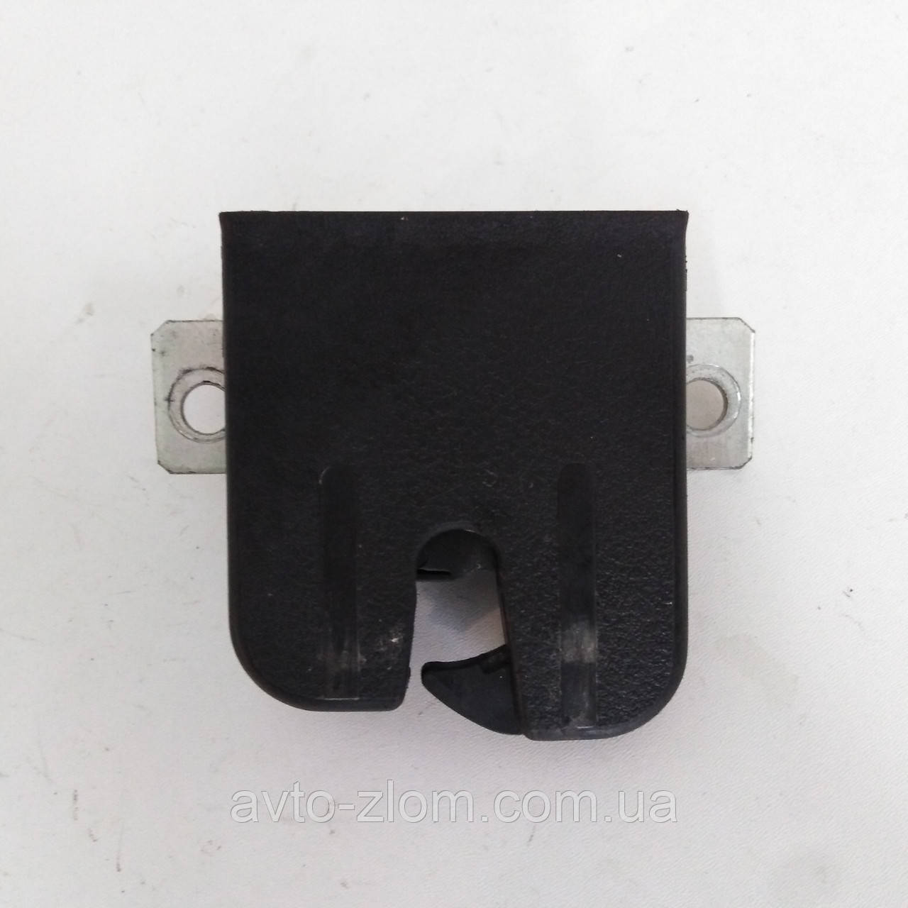 Замок кришки багажника Volkswagen Polo 9N, Поло. 6Q6827505B., фото 1