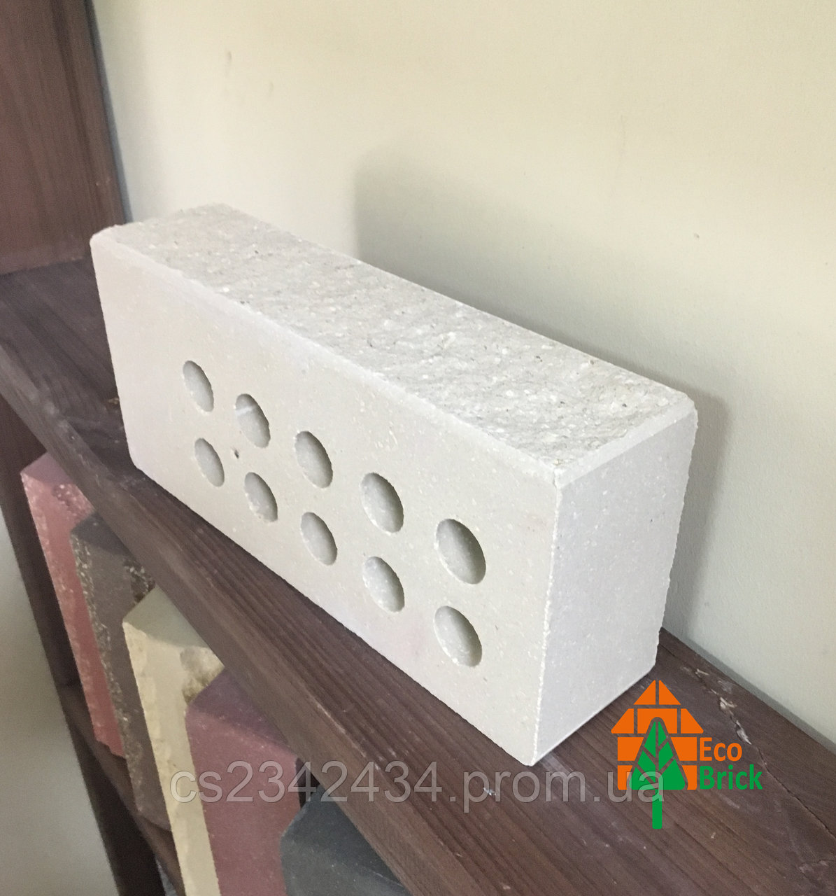 Цеглин облицювальний порожнистий ECOBRICK з фаскою мармуровий слонова кістка