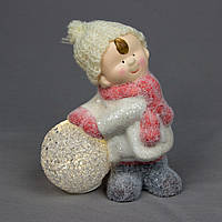Декоративная светящаяся фигурка - Мальчик со снежком, 10,5x8x18 см, белый с розовым, магнезия (920135)