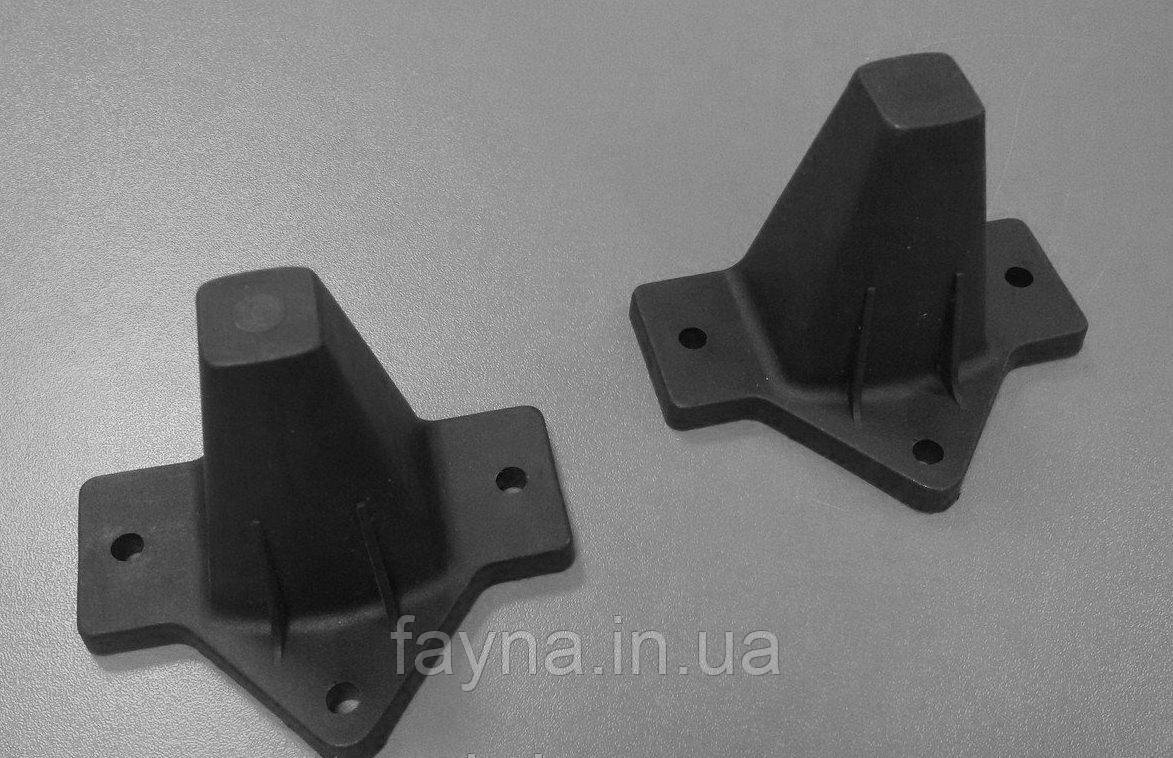 Ніжка, опора для валізи НЧ-10 (H=65 мм)