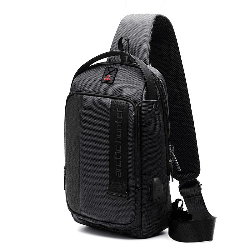 Однолямочный міський рюкзак-барсетка Arctic Hunter XB00100, з USB портом, вологозахищений, 5л