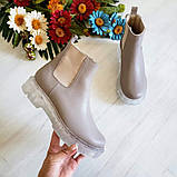 Жіночі черевики Челсі на прозорій підошві демісезонні (різні кольори), фото 4