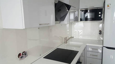 Кухонный фартук из прозрачного стекла - установка в Днепре 2