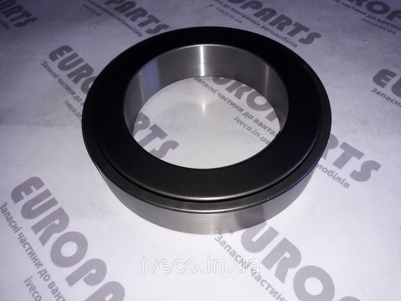 Підшипник балансира зовнішній Iveco Trakker EuroTrakker Івеко Тракер 8138308, фото 1