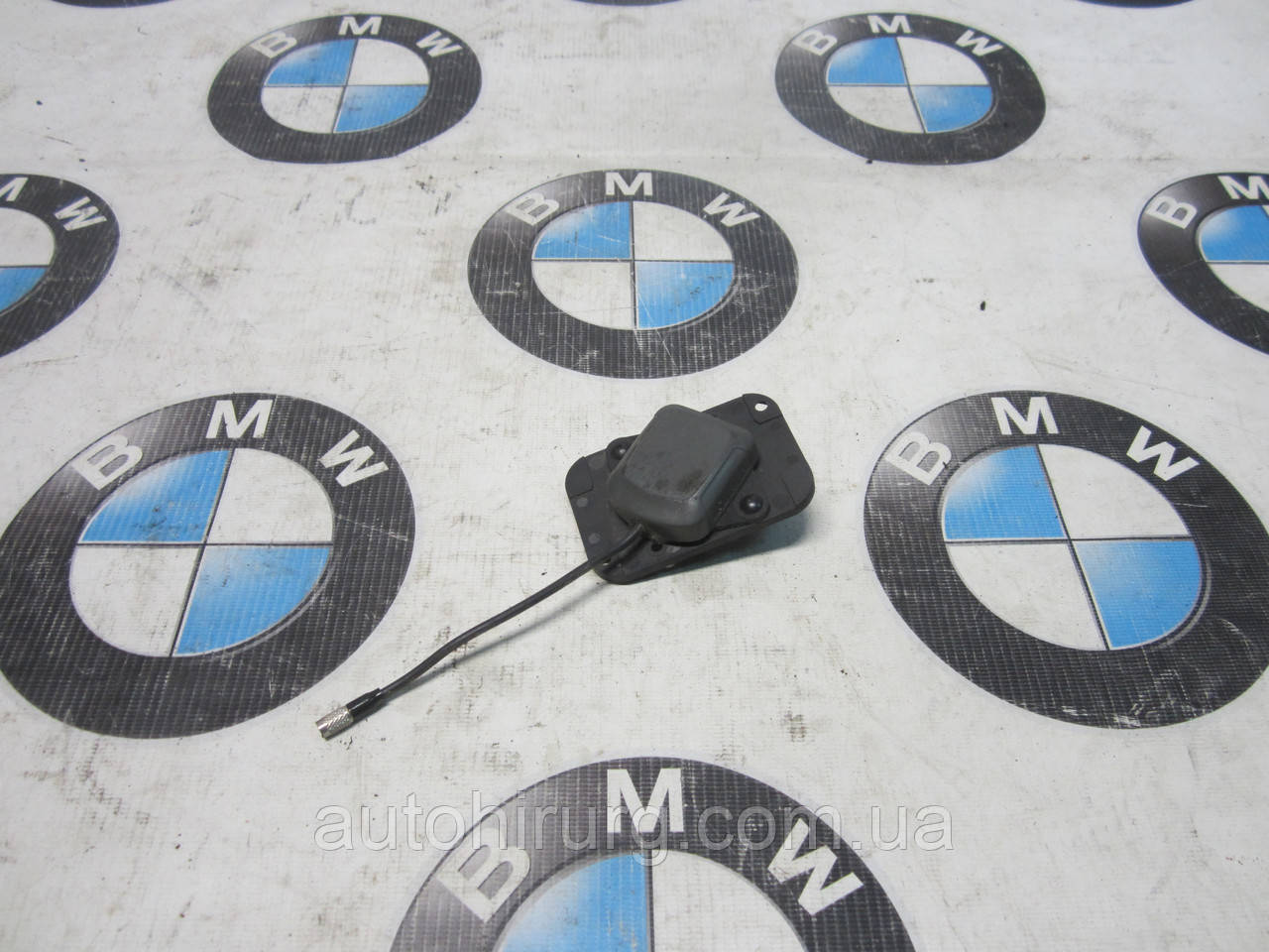 Антена GPS навігації bmw e39 5-series (8360725)
