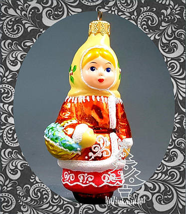 Скляна ялинкова іграшка Дівчинка з кошиком пролісків (12 місяців) 215/с-а, фото 1