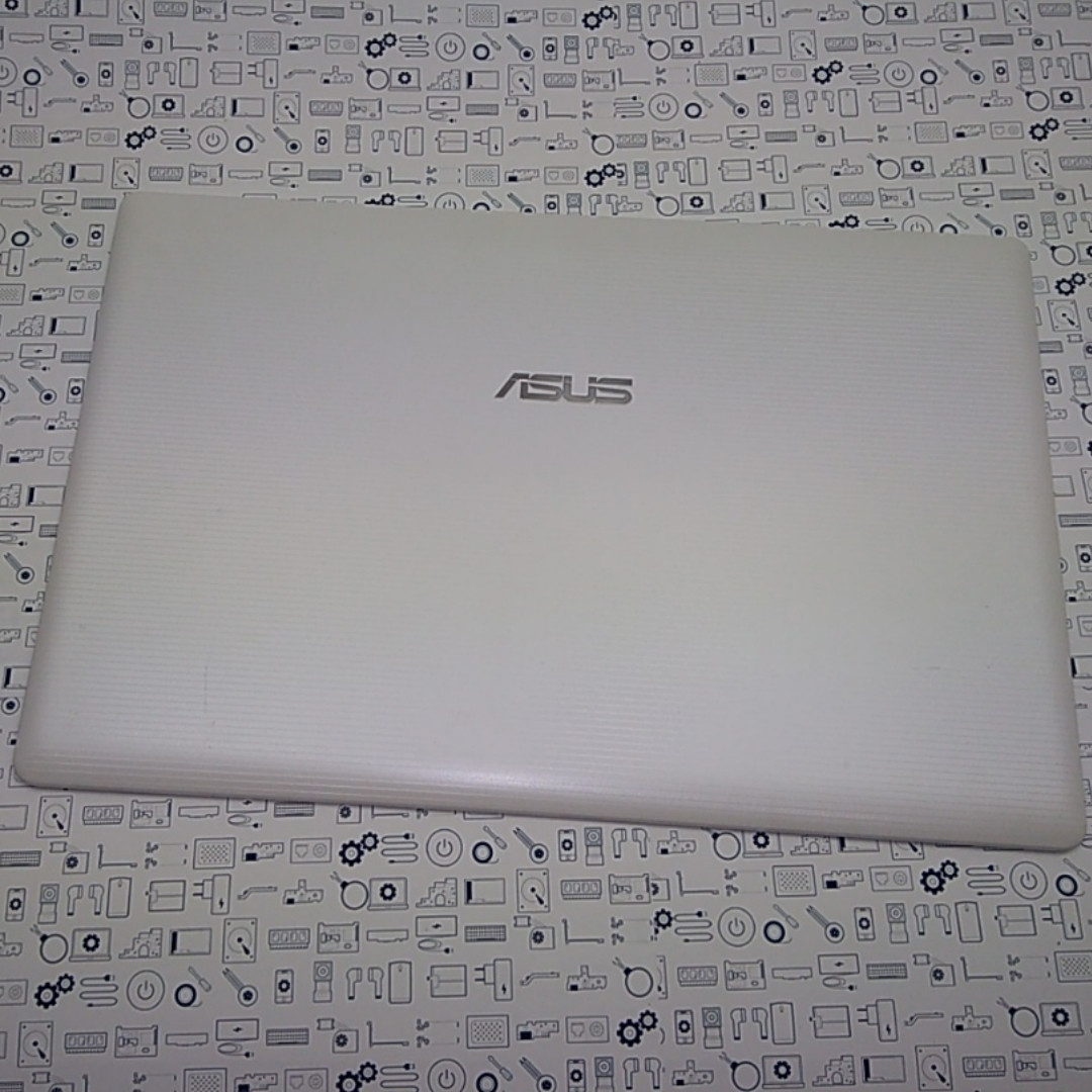 Кришка матриці Asus X75, F75 білий Оригінал з розборки
