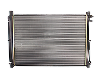 Радиатор охлаждения двигателя Крайслер Вояджер 4, Додж Караван (2.5-2.5D) 2000-
