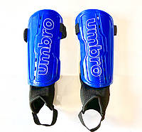 Щитки футбольные с защитой лодыжки UMBRO синий