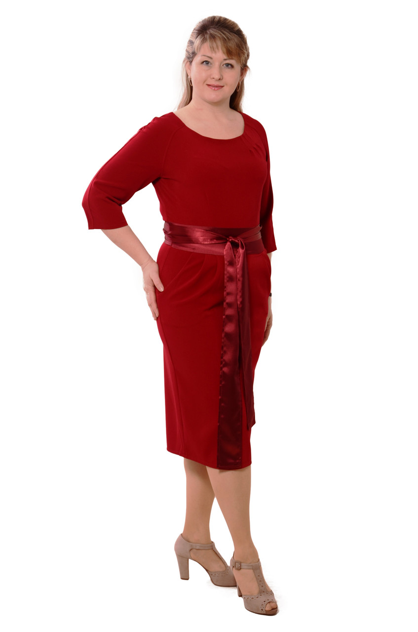Платье приталенное,красное ,за колено,стрейч,большие размерыпл 128-4, - фото 1 - id-p112267826