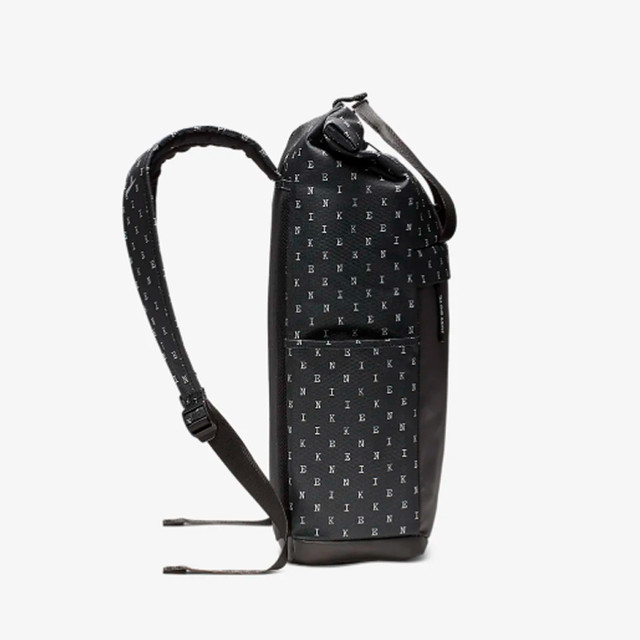 Radiate hotsell nike backpack