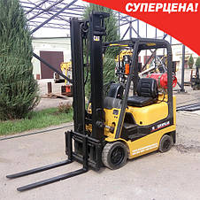 Складаний вилковий навантажувач 1,5 тонни CAT GC15K б/у, фото 3