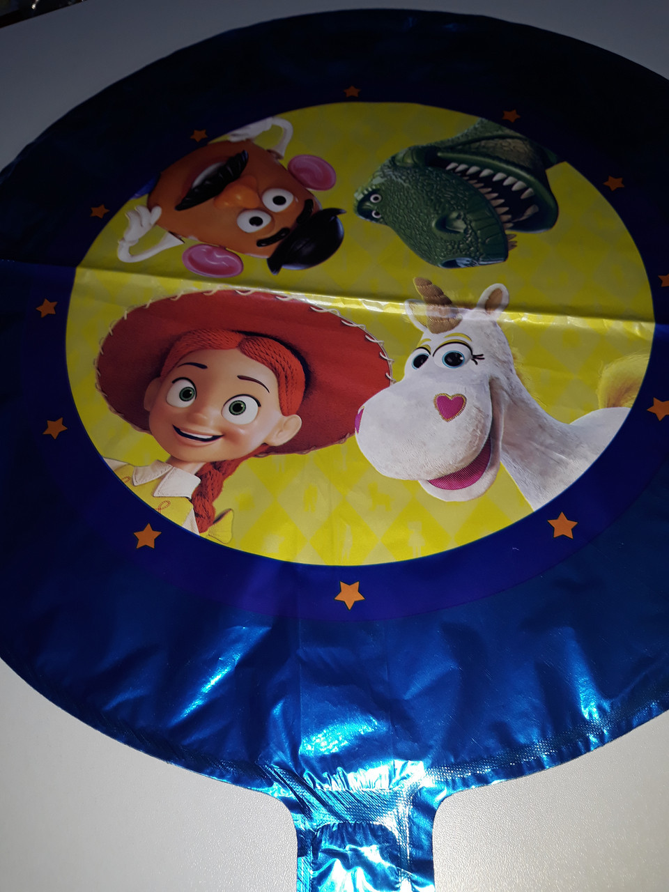 Воздушный шар фольгированный, круглый с рисунком "девочка, единорог и динозавр" 1шт