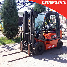 Складаний вилковий навантажувач 2 тонни Nissan FD20 б/у, фото 3