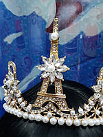 Золотая корона диадема с белыми камнями горный хрусталь и жемчужины с Эйфелевой башней