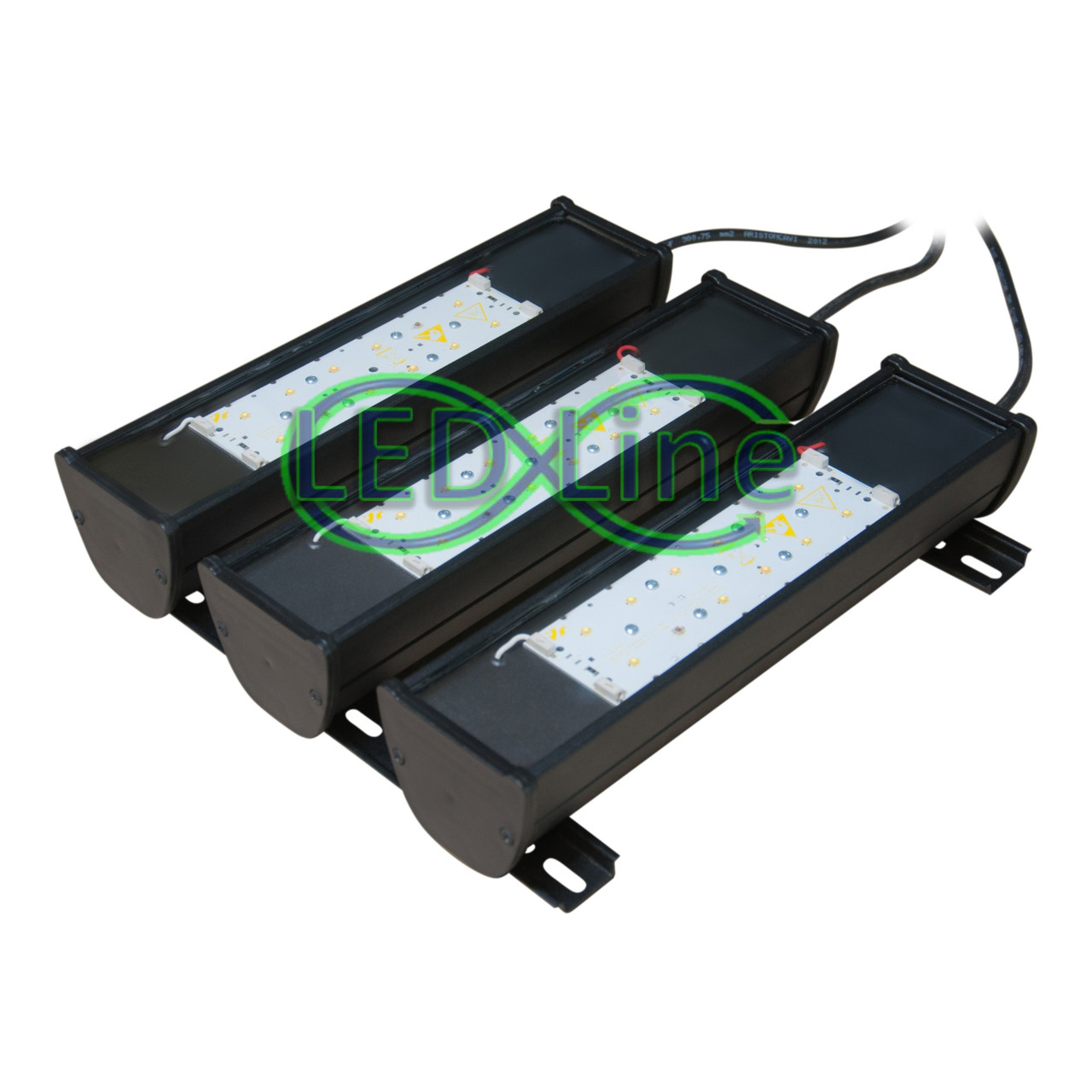LED светильник NAMI LIGHTING LPV FITO OPTO 90, 90W 300/300 мм IP 65
