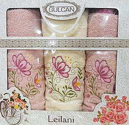 Набір рушників «Gulkan Leilani» банне та два лицьові в коробці (3 шт.)