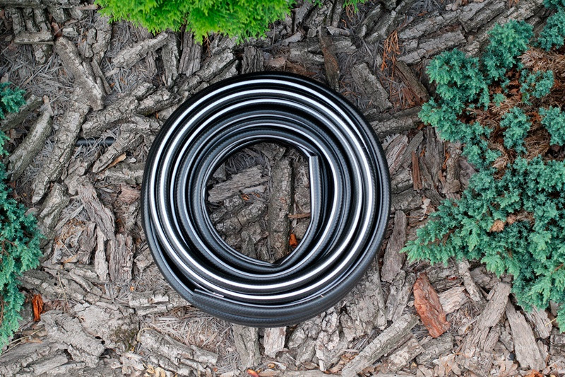 Шланг садовый Tecnotubi Euro Guip Black для полива диаметр 1 дюйм, длина 25 м (EGB 1 25) - фото 3 - id-p405466774