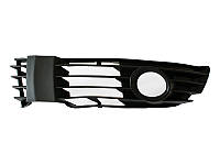 Решітка в бампер ліва VW Passat B5 00-04 рр.