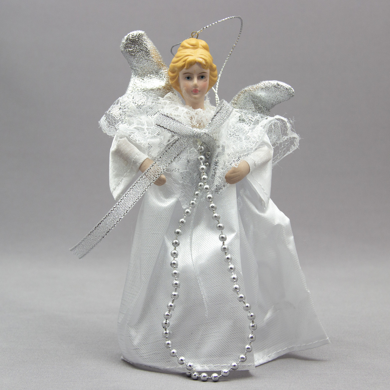 Новорічна ялинкова іграшка - фігурка Янгол з крилами, 15 см, срібний янгол з бантом, пластик (000319-3)