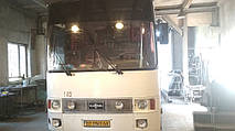 Производство и замена лобового стекла триплекс на автобусе Van Hool T815 Alizée M28  в Никополе (Украина). 11