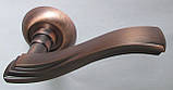 Дверні ручки з замком USK А-58260/2018 Антична Мідь, фото 3