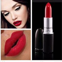 Знаменита червона помада MAC Ruby Woo