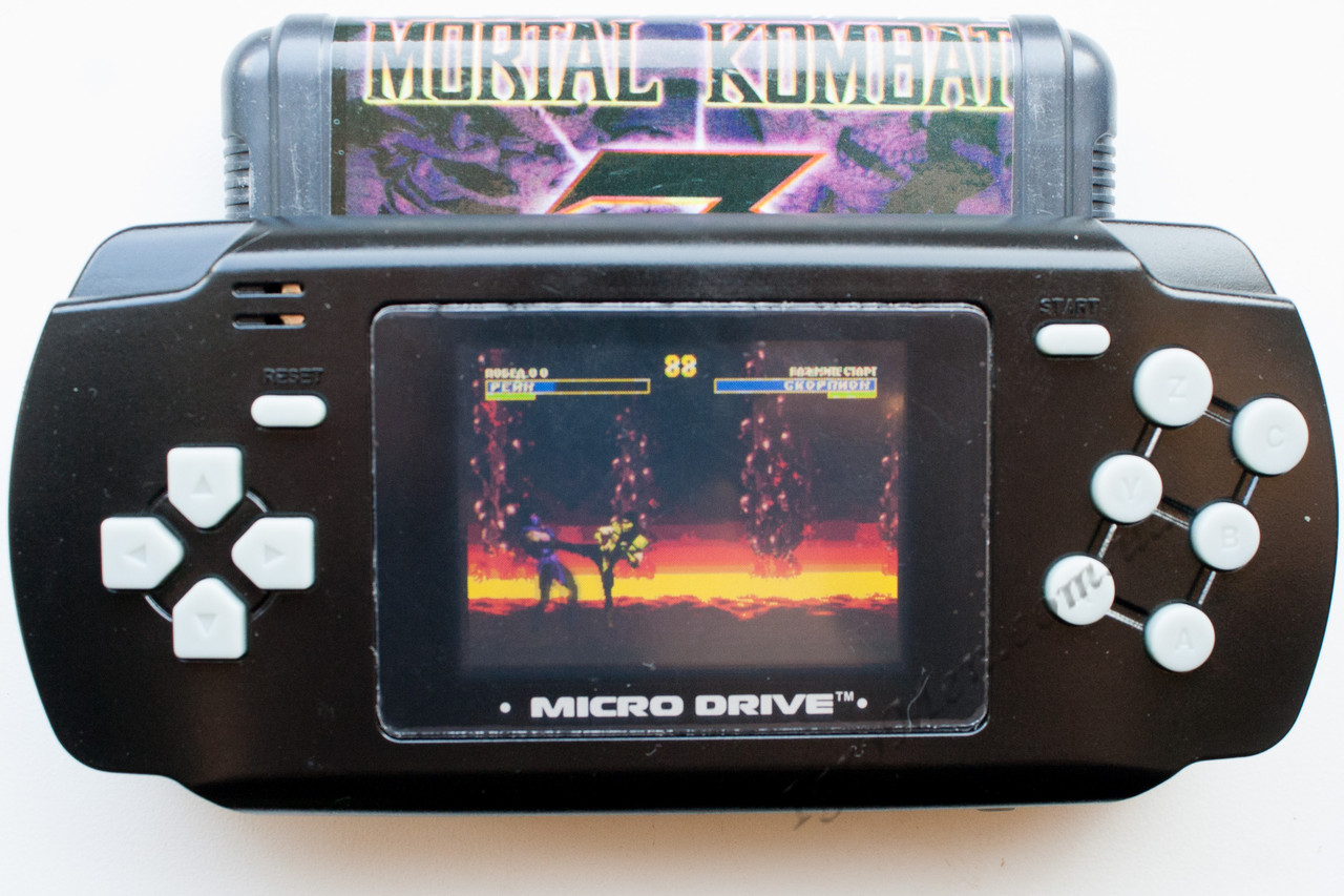 Портативна Sega Micro Drive (+19 ігор)