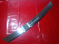 Накладка на задній бампер із загином Mitsubishi Outlander 2012-2015