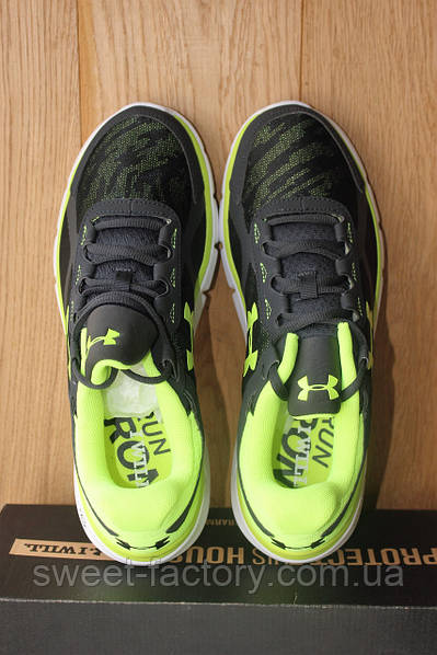 under armour UA Micro G Velocity