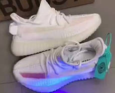 Жіночі кросівки AD Yeezy 350 White, адідас ізі буст. ТОП Репліка ААА класу., фото 2