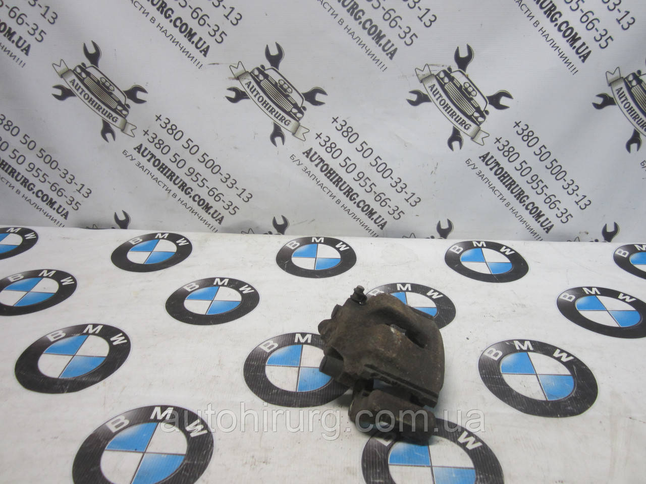 Передній правий супорт bmw e46 3-series