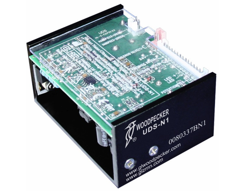 Woodpecker UDS N1 — вбудований ультразвуковий стоматологічний скалер