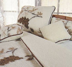 Постільні приналежності з овчини