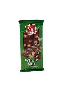 Молочний шоколад 32% какао з цілими орхехами фундук Fin Carre whole Nut finest milk chocolate 100 г, Німеччина