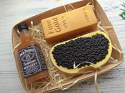 Мило ручної роботи "Вискі, слиток золота, бутерброд із чорною ікрою"