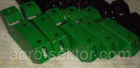 Кронштейн туковисний верхней John Deere AA23115