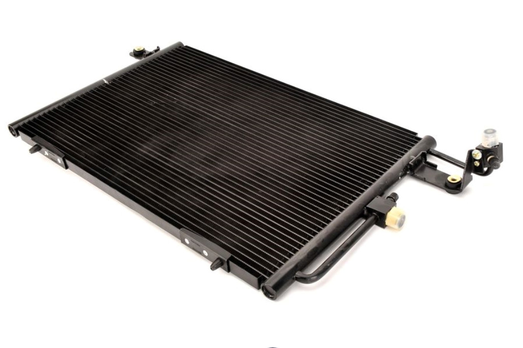 Радіатор кондиціонера Ауді 100 С4, А6 С4 - Audi 100 C4, A6 C4 (1.8-4.2) 1990-1997, фото 1